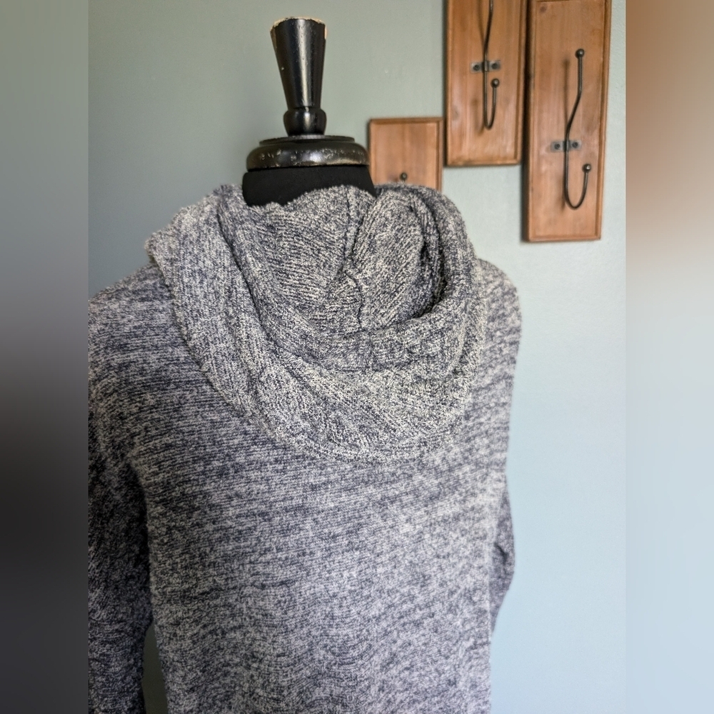 Barefoot Dreams Cozy Gray Hoodie Sweater - Picture 13 of 16